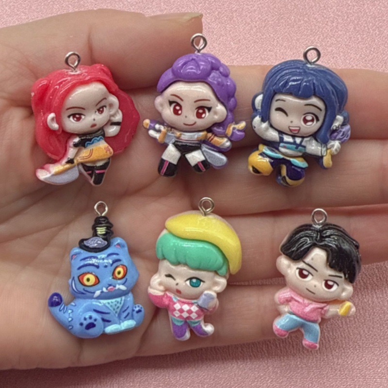 Jewelry Making Accessories - 10 قطع من قلادات الراتنج الكرتونية،