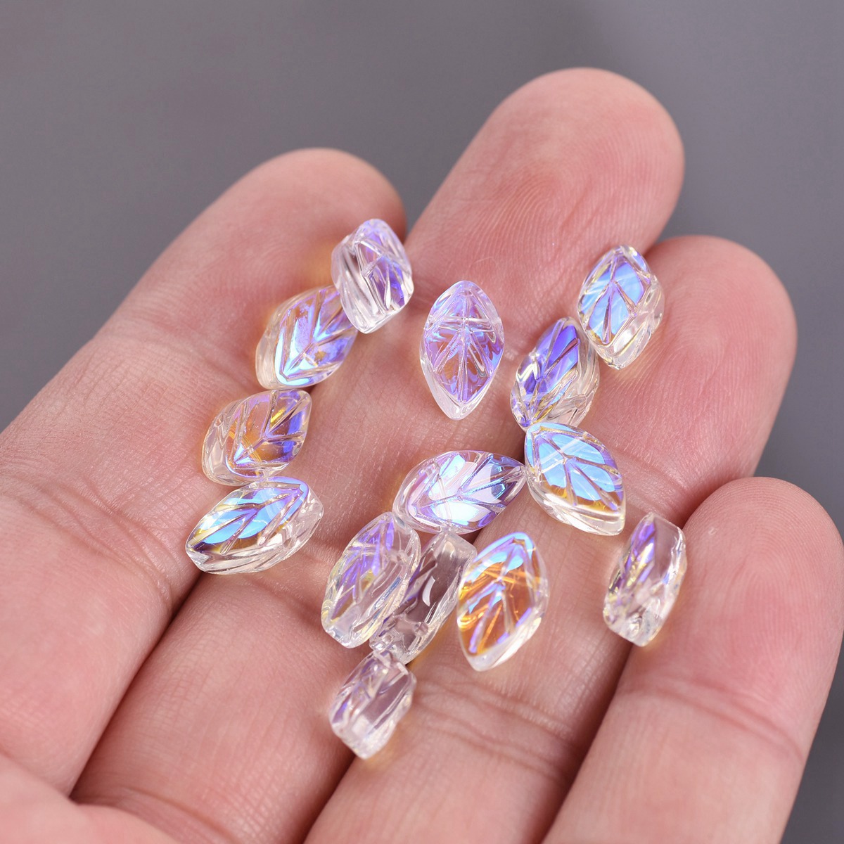 حبات زجاج كريستالية على شكل ور - مراجعة Jewelry Making Drill وسعره